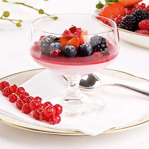 Vadelmapannacotta hyytelöllä